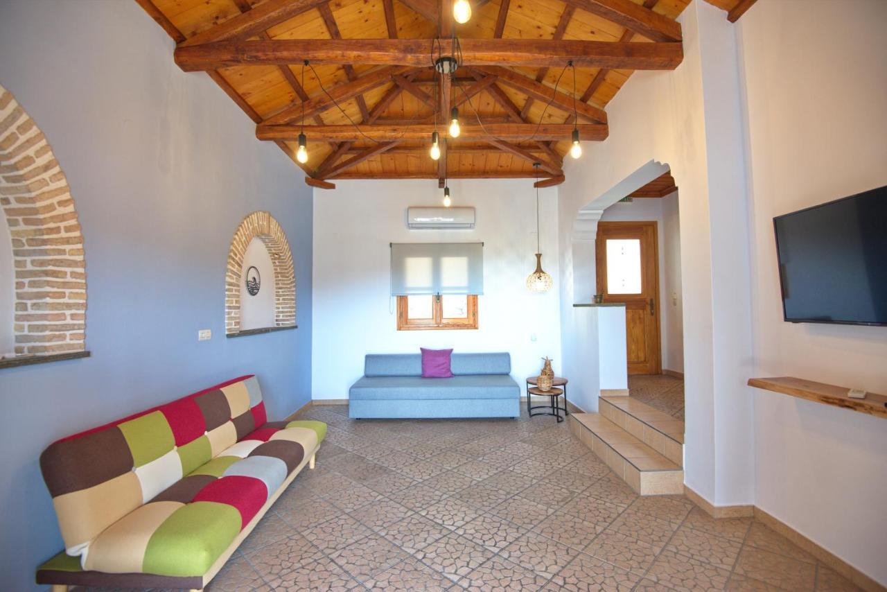 Petrino Villa Patitírion Exterior foto